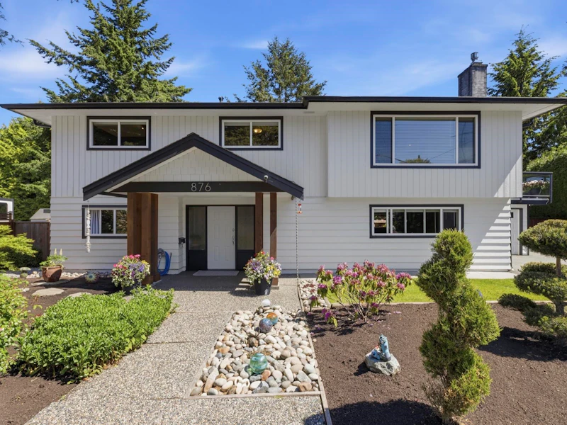876 Harris Place, Delta BC V4M 3A8