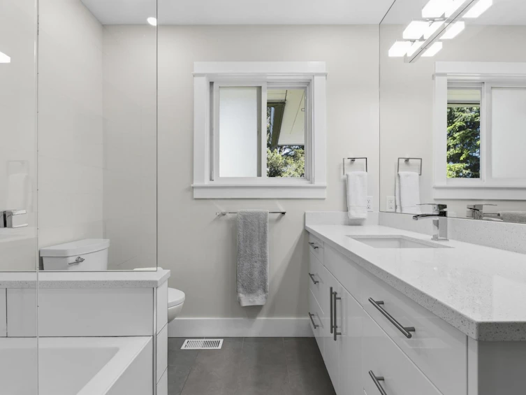 876 Harris Place, Delta, BC, V4M 3A8 - 20