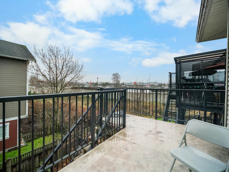 312 Jardine Street, New Westminster, BC, V3M 5M5 - 8
