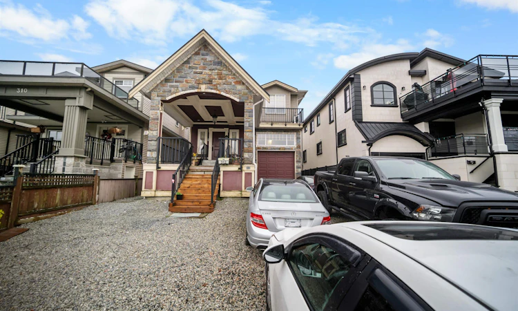 312 Jardine Street