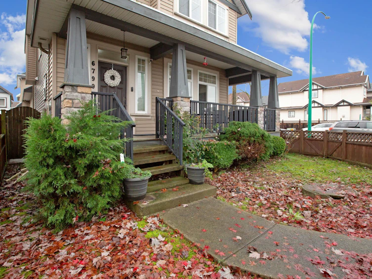 6799 192 Street, Surrey, BC, V4N 6A3 - 2