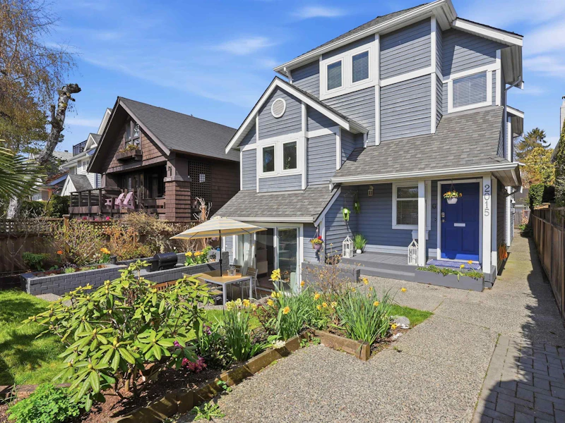 2015 Creelman Avenue, Vancouver BC V6J 1C2