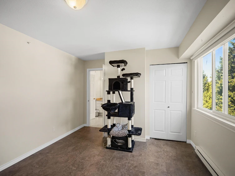18361 66 Avenue, Surrey, BC, V3S 9A1 - 18