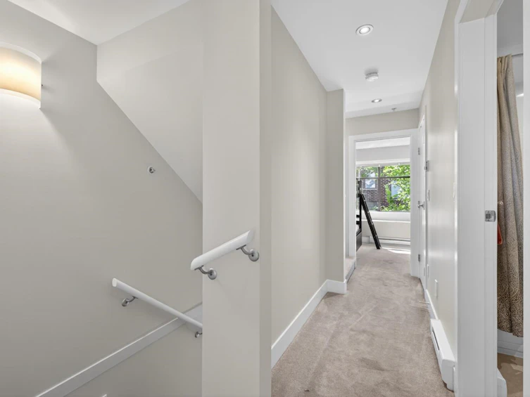 3683 Commercial Street, Vancouver, BC, V5N 4G1 - 20