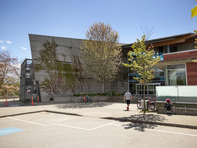 3683 Commercial Street, Vancouver, BC, V5N 4G1 - 38