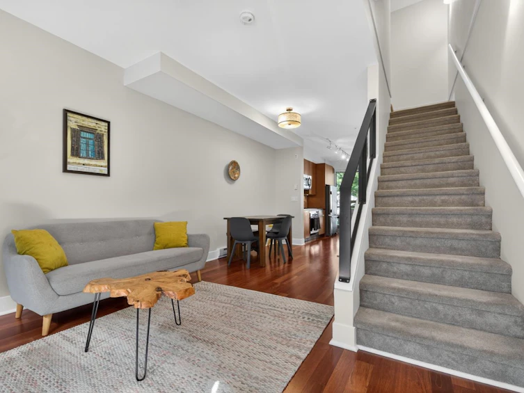3683 Commercial Street, Vancouver, BC, V5N 4G1 - 16