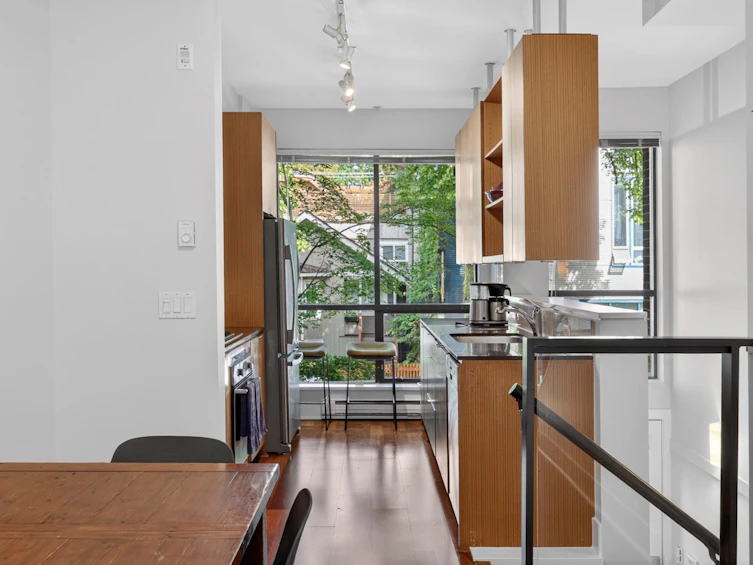 3683 Commercial Street, Vancouver, BC, V5N 4G1 - 9