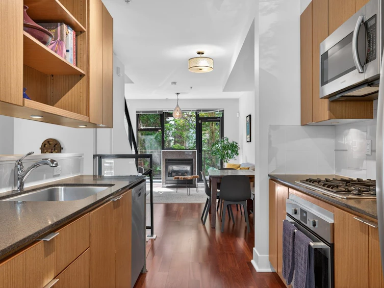 3683 Commercial Street, Vancouver, BC, V5N 4G1 - 13