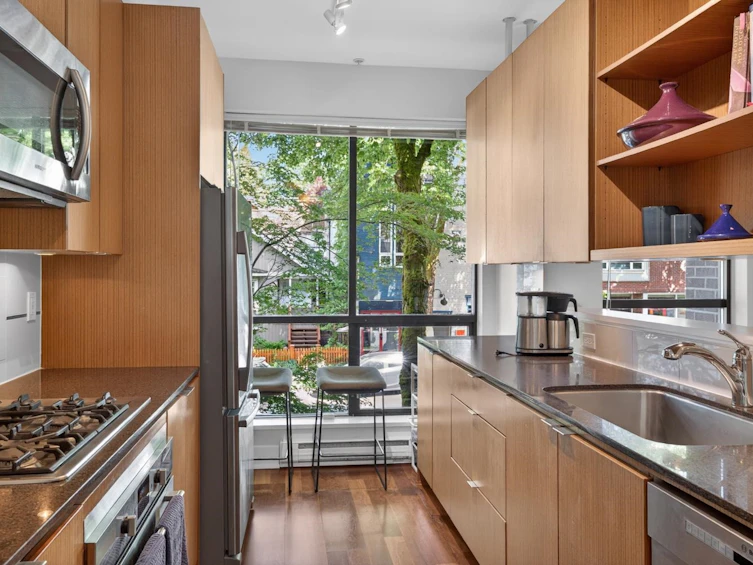 3683 Commercial Street, Vancouver, BC, V5N 4G1 - 11