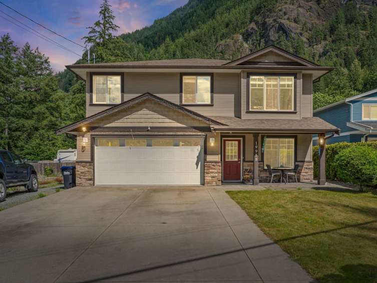 19988 Beacon Road, Hope, BC, V0X 1L2