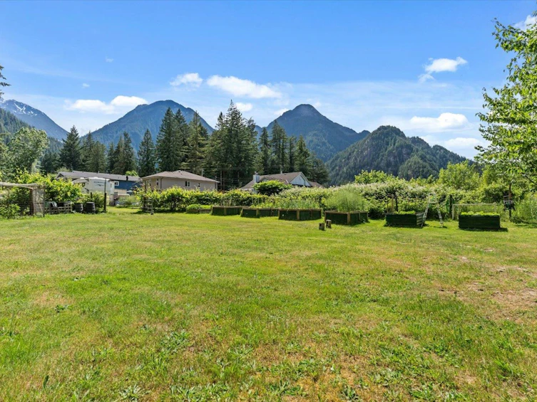 19988 Beacon Road, Hope, BC, V0X 1L2 - 33