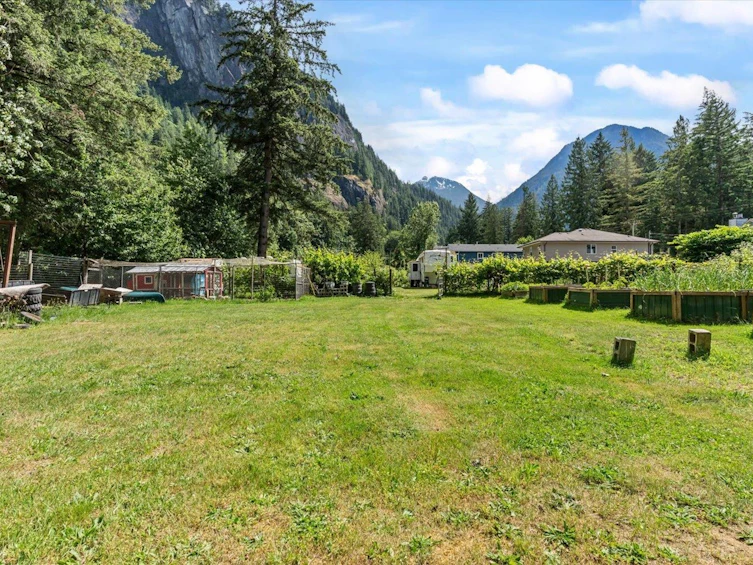 19988 Beacon Road, Hope, BC, V0X 1L2 - 35