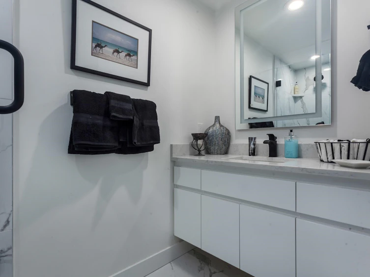 1201-140 E 14th Street, North Vancouver, BC, V7L 2N3 - 17