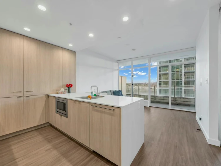 1902-2311 Beta Avenue, Burnaby, BC, V5C 0M1 - 2