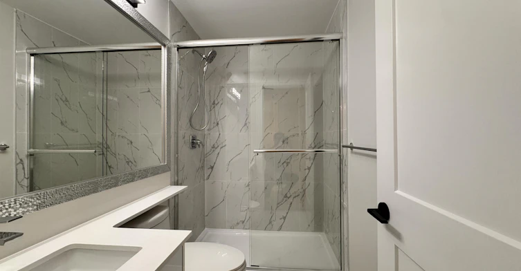S1-6680 Waltham Avenue, Burnaby, BC, V5H 3V8 - 9