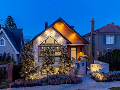 4384 Quesnel Drive - 2