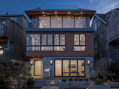 4384 Quesnel Drive - 5