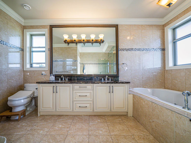 8100 Fairlane Road, Richmond, BC, V7C 1Y4 - 17