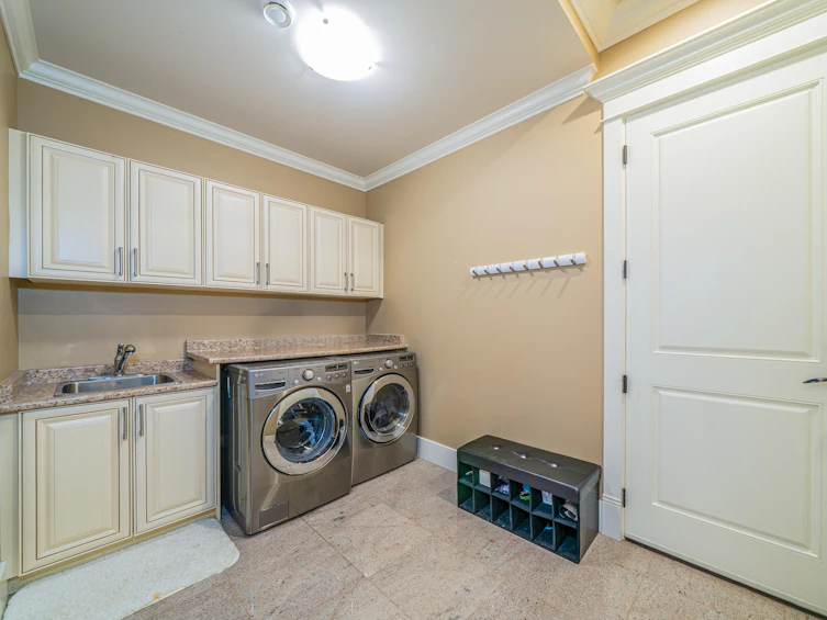 8100 Fairlane Road, Richmond, BC, V7C 1Y4 - 22