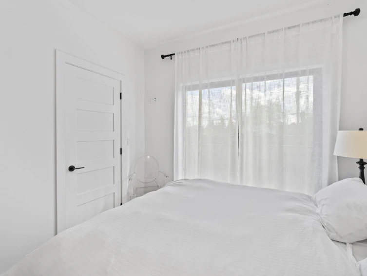 2072 Kitchener Street, Vancouver, BC, V5L 2W8 - 15