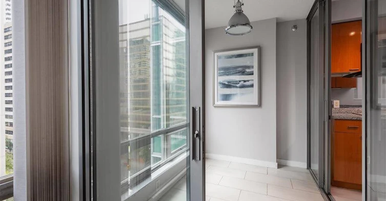 1405-1200 W Georgia Street, Vancouver, BC, V6E 4R2 - 18