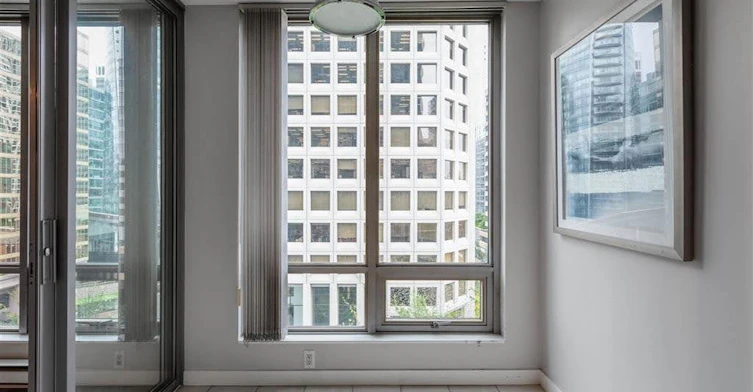 1405-1200 W Georgia Street, Vancouver, BC, V6E 4R2 - 17