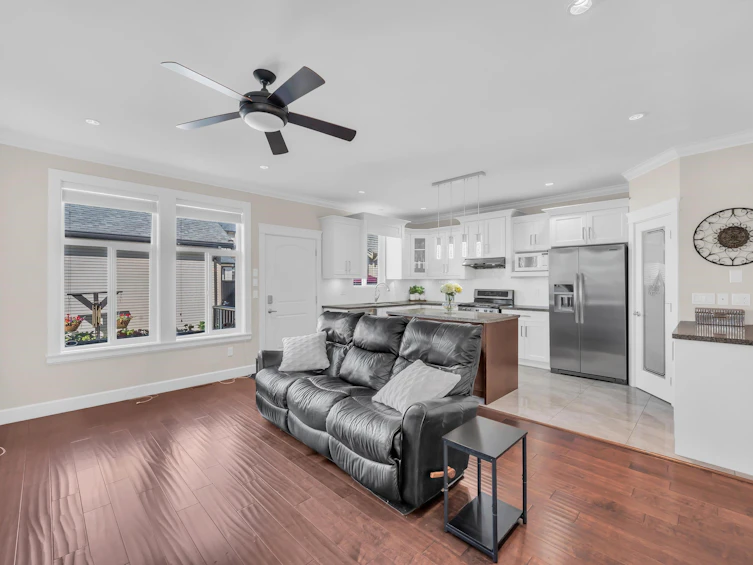 7689 211a Street, Langley, BC, V2Y 0K7 - 12