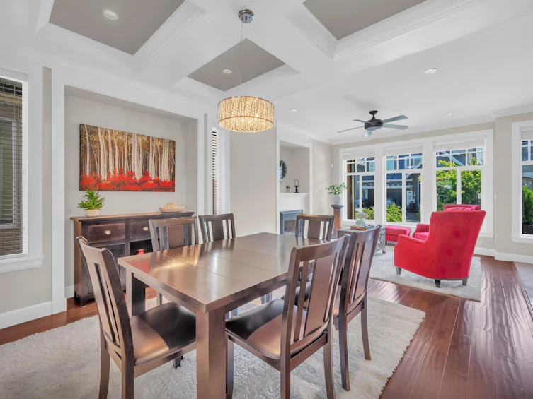 7689 211a Street, Langley, BC, V2Y 0K7 - 7