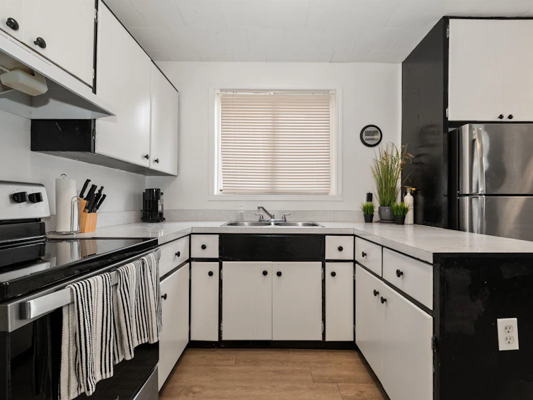 65321 Pine Close, Hope, BC, V0K 1C0 - 2