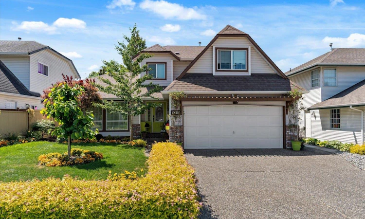 5715 Gillian Place