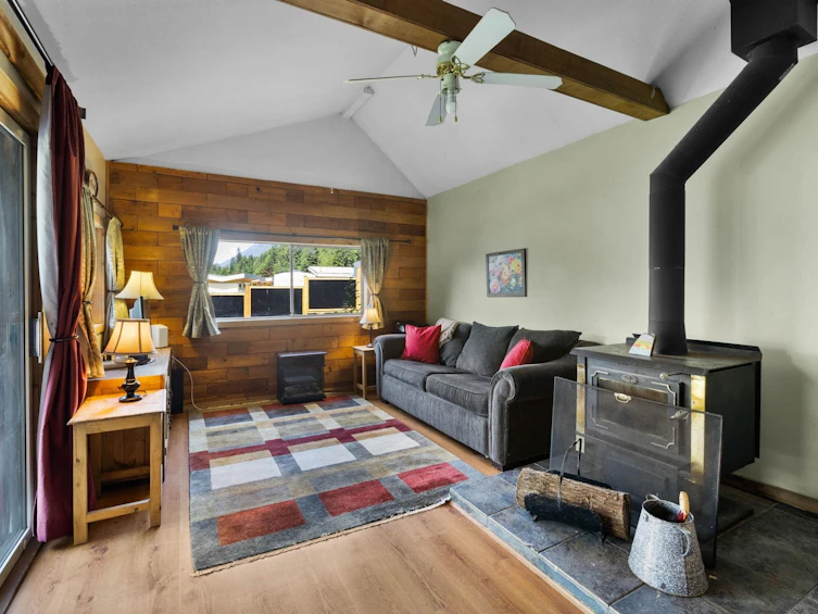 6535 Rockwell Drive, Harrison Hot Springs, BC, V0M 1A0 - 23