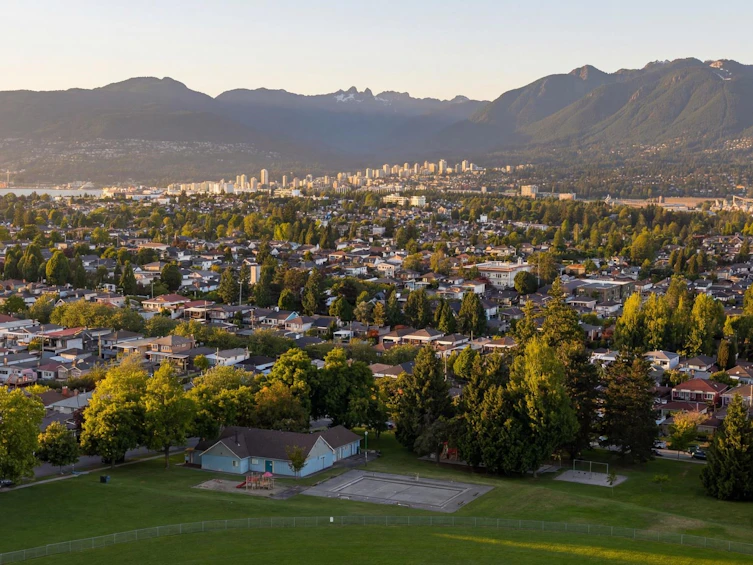 3172 E 2nd Avenue, Vancouver, BC, V5M 1G1 - 38