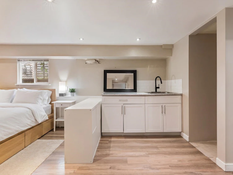 3172 E 2nd Avenue, Vancouver, BC, V5M 1G1 - 30