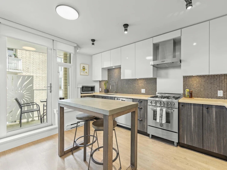 502-311 E 6th Avenue, Vancouver, BC, V5T 1J9 - 10