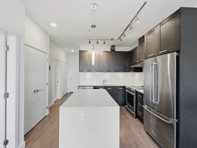 511-5638 201a Street - 2