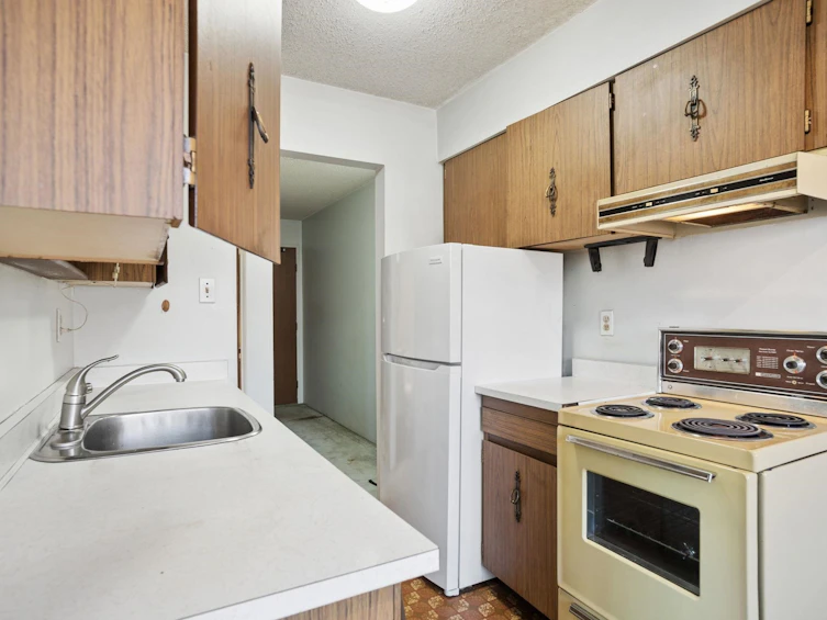 213-1950 W 8th Avenue, Vancouver, BC, V6J 1W3 - 9