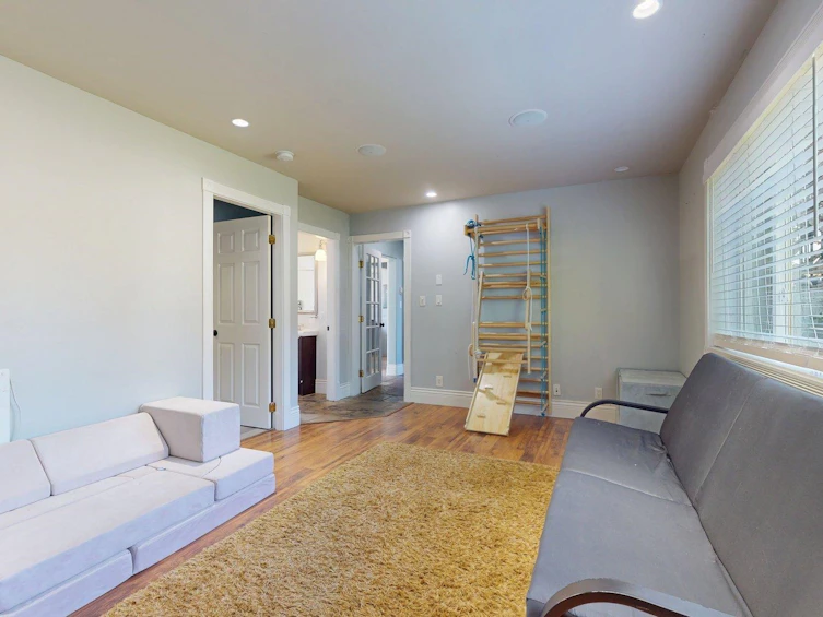 1254 Depot Road, Squamish, BC, V0N 1H0 - 26