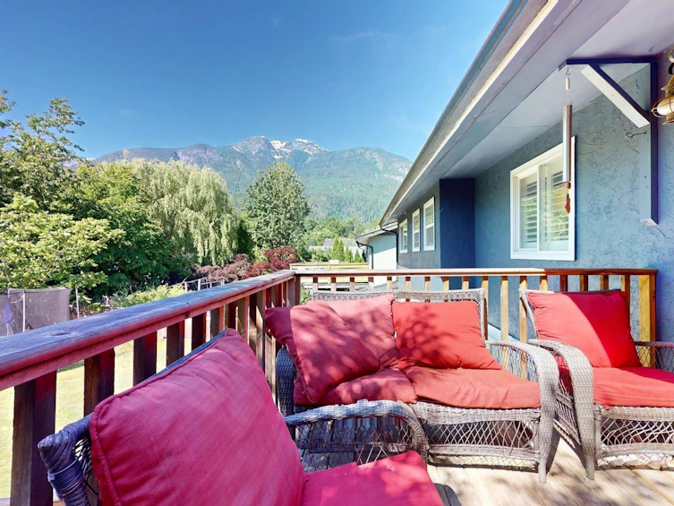 1254 Depot Road, Squamish, BC, V0N 1H0 - 9