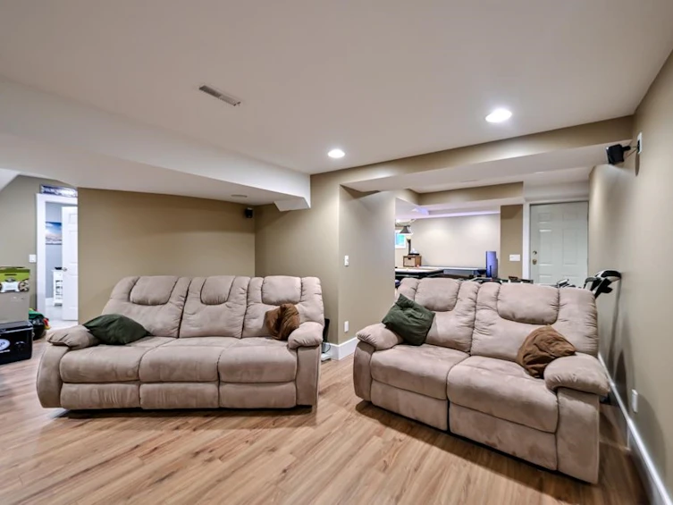 14842 82a Avenue, Surrey, BC, V3S 7R9 - 23