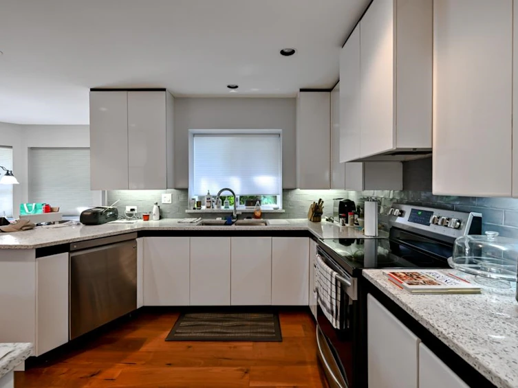 14842 82a Avenue, Surrey, BC, V3S 7R9 - 37