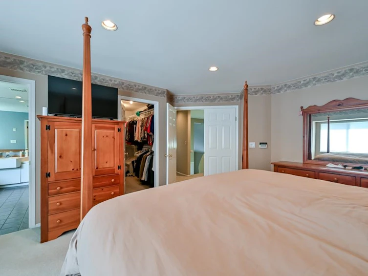 14842 82a Avenue, Surrey, BC, V3S 7R9 - 10