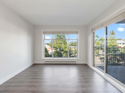 215-13555 Gateway Drive - 3