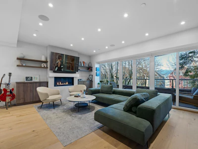 2142 W 1st Avenue - 4