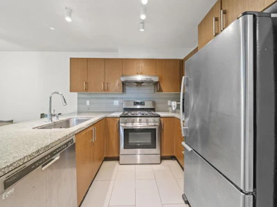 208-6800 Eckersley Road - 2
