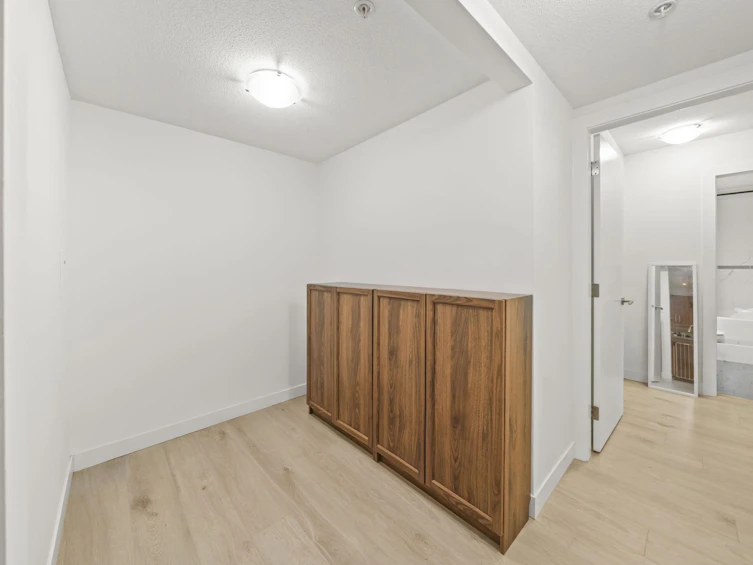 208-6800 Eckersley Road, Richmond, BC, V6Y 0E7 - 10
