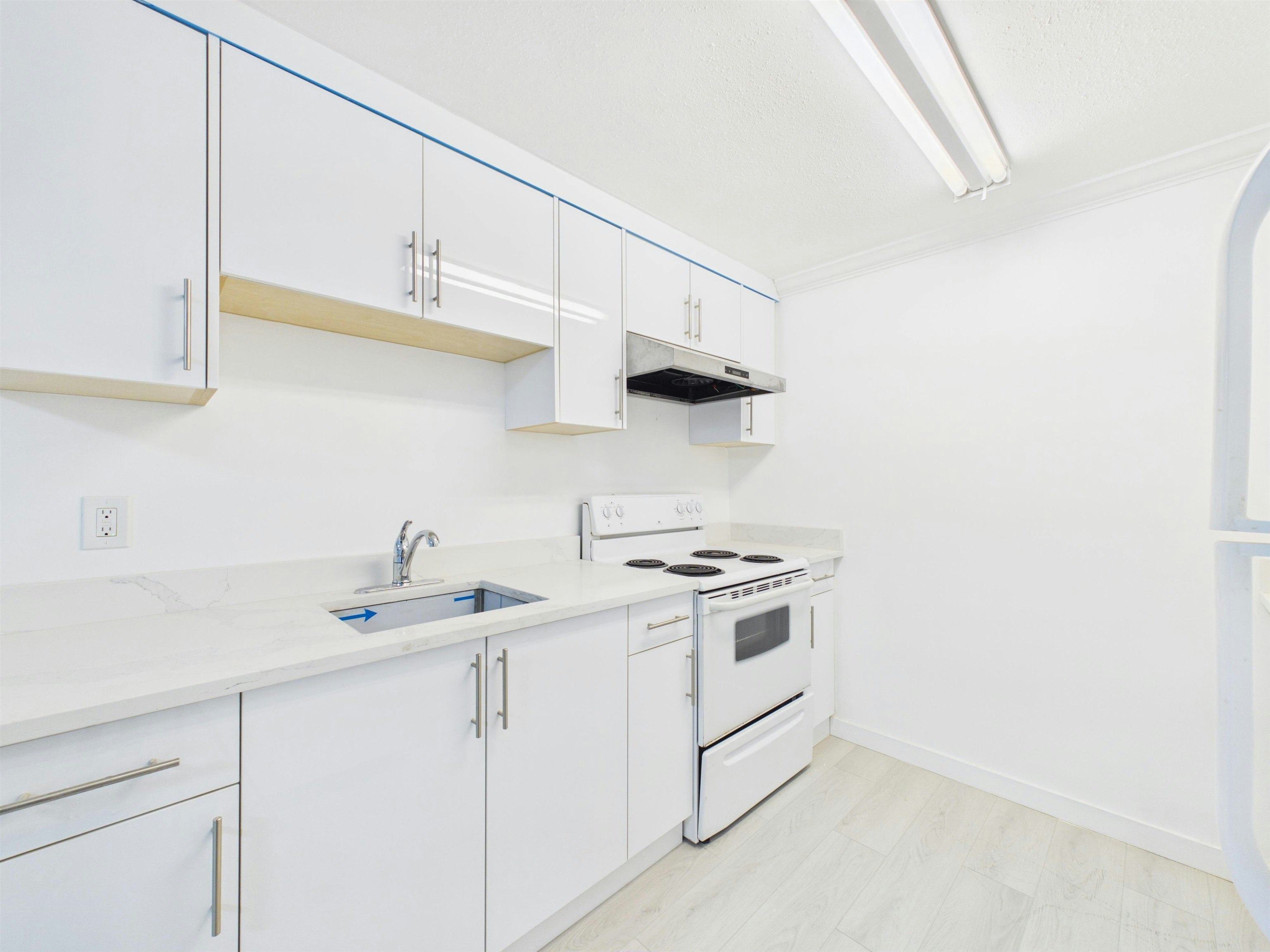 7692 Osler Street, Vancouver, BC, V6P 4C7 - 26