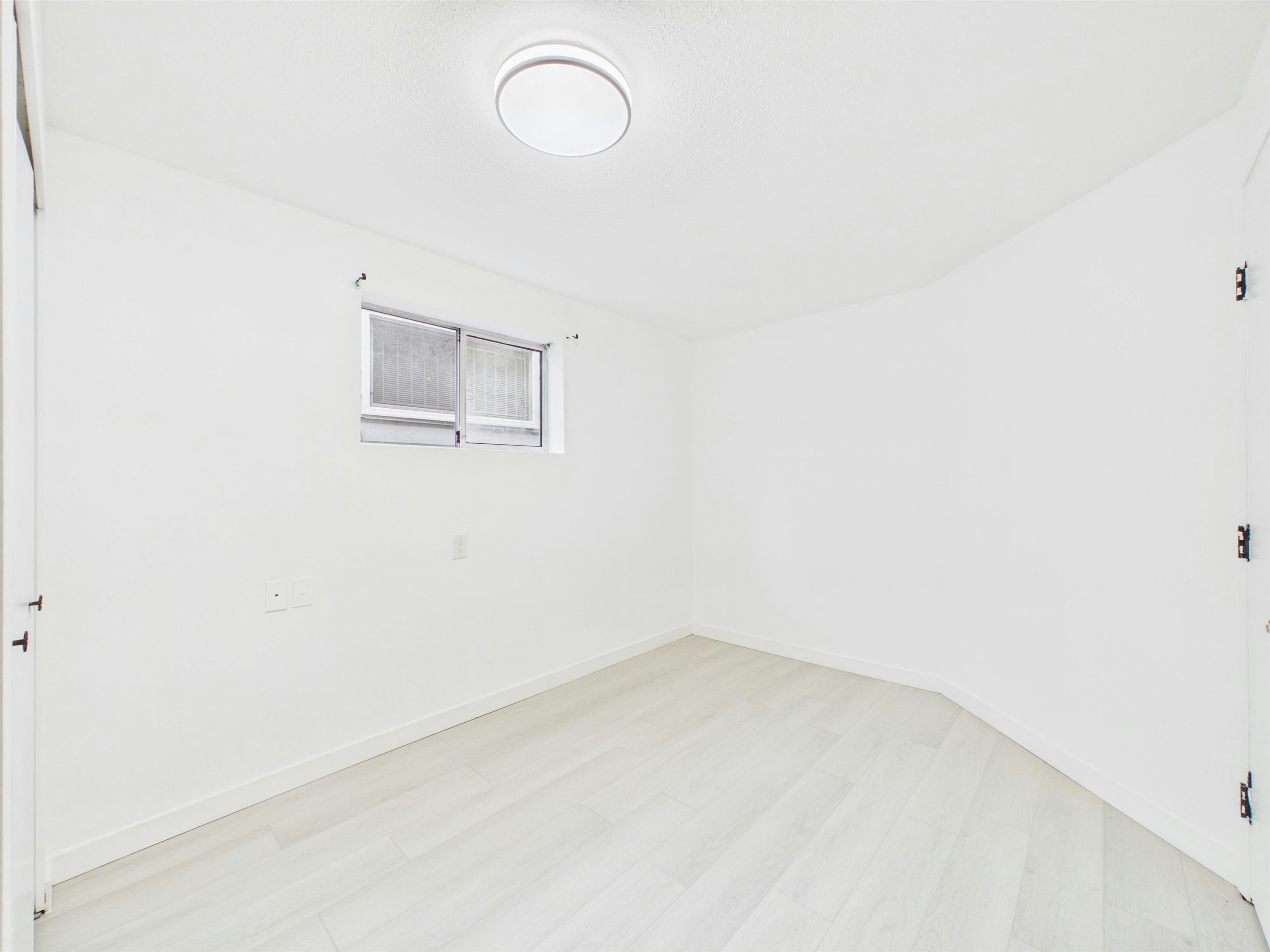7692 Osler Street, Vancouver, BC, V6P 4C7 - 25