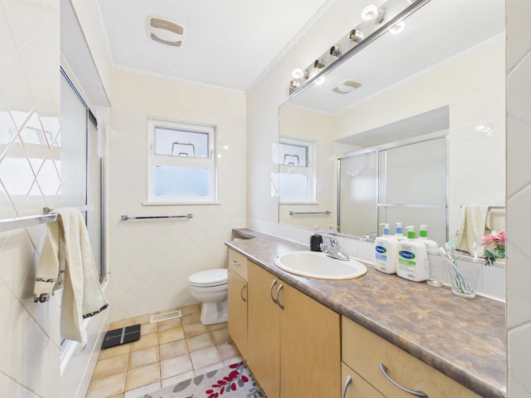 7692 Osler Street, Vancouver, BC, V6P 4C7 - 12