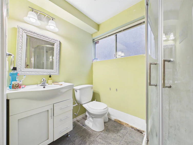 7692 Osler Street, Vancouver, BC, V6P 4C7 - 16