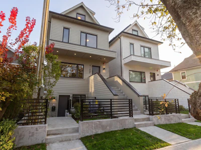2-1937 Templeton Drive - 2